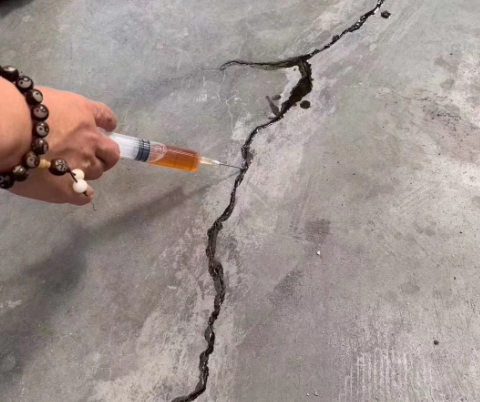 五寨混凝土裂缝修补技术详解​